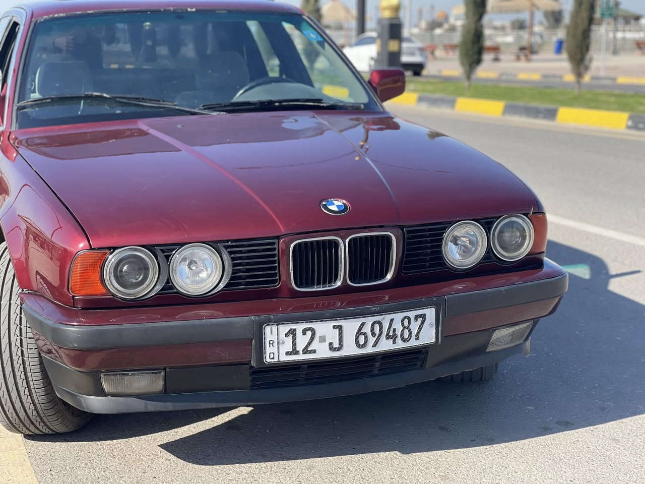 Bmw 525 كير اوتوماتيك موديل
موديل 1991
اربع جامات
رقم نينوى جديد 
كير ومكينه وطخم مع طخم تاير جديد 
مصبوغه عام جماليه 
*********** واتساب
***********
