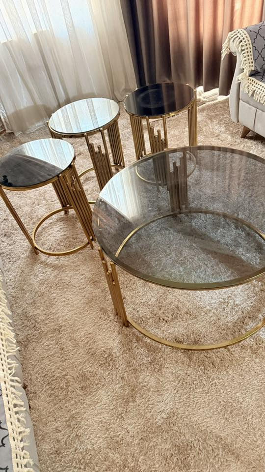 بنات طبلات للبيع جديدة كم يوم من اشتريتها تجنن فخمة وثكيلة زجاجي اصلي سبب البيع كبيرة عل الاستقبال مالتي 160  قفلها اخذتها 190 الف 

فقط الي يريد يشتريها يتصل لان تفاصيل والسعر مكتوب حبايبي.  ***********
