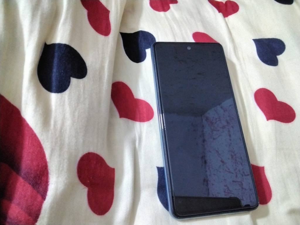 سامسونج A52 فول مواصفات بصمته عشاشه
ما مفتوح الجهاز نضيف بلادي 
ذاكره 256 
كله شغال مابي اي خلل كامراته حلوه نته قوي شحنه يطول يومين معالجه قوي صوته عالي السعر 150 قفل من الاخير
العنوان مدينه الصدر بغداد, العراق


**إذا كنت صاحب هذا الإعلان وتريد حذفه لأي سبب، رجاءا أرسل رسالة إلى الدعم الفني**