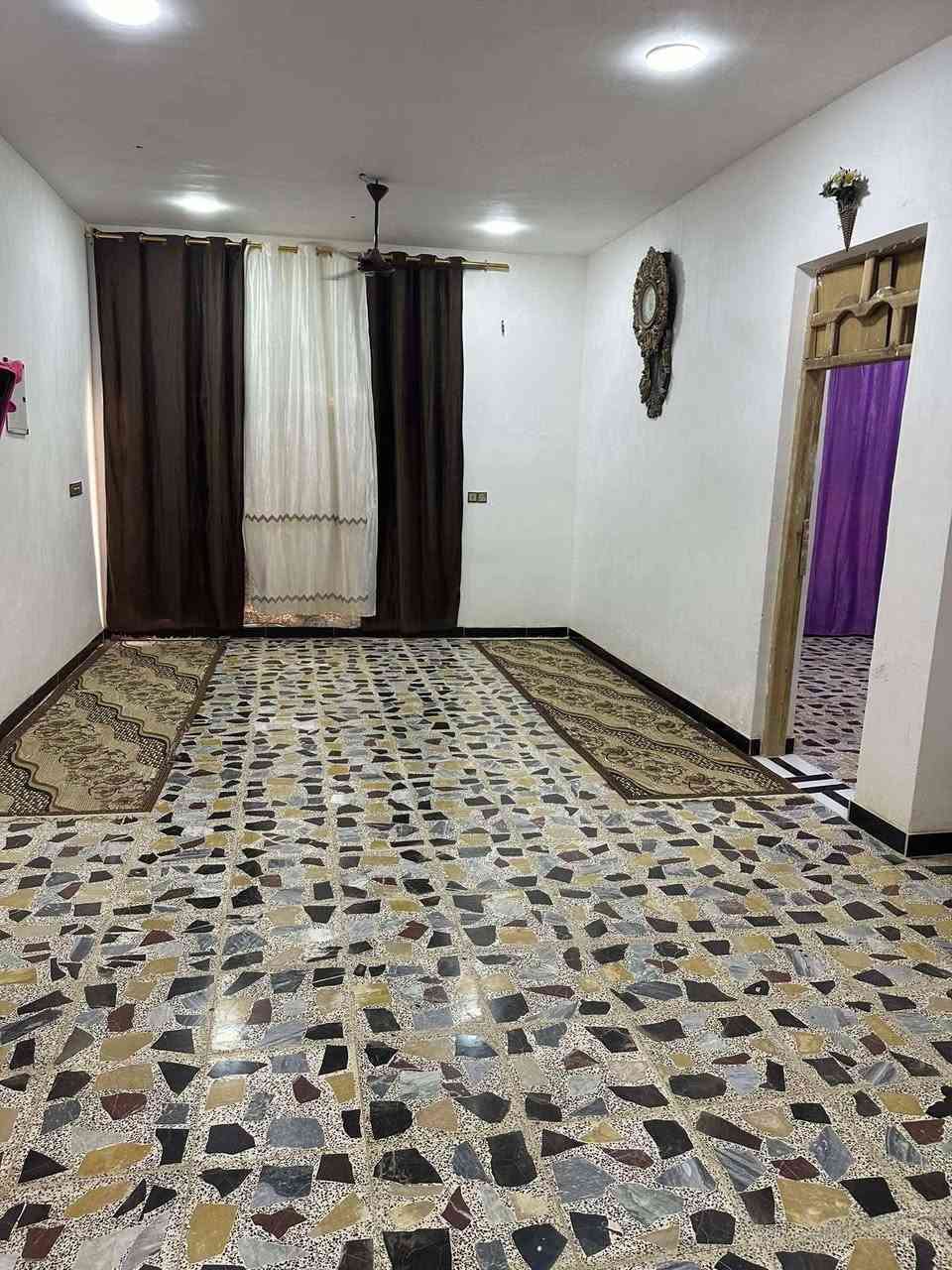 يا الله

بيت للبيع ركن (300متر) طابو زراعي سند 25 حق التملك

طابق واحد كامل وبناء حديث 2020
بلزراعي مال سيد جميل قرب شارع 15

خدمات كامله 

متكون من طارمه كبيره استقبال كبير وصاله كبيره ومطبخ كبير وصحيات ومنور كبيرات  وغرفتين اكبار

خدمات كامله ما عدا التبليط
السعر 80 وبي مجال للشراي

للتواصل والاستفسار خاص او اتصال
*********** 
***********
اخوكم ابو نور الدلال

المكتب مجاز حكومياً ادخل للحساب ناشر ابيوت اي بيت ايعجبك راسلني وتدلل

أعرض عقارك عندنا ودع لنا التسويق
