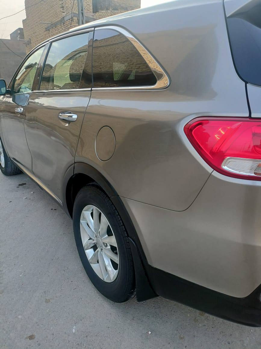 السلام عليكم سورنتو للبيع موديل 2018شكل 2020 وارد امريكي 4سلندر 5راكب السياره مصبوغه عام اثر تجيه خفيفه السعر 140 رقم ذي قار باسمي تحويل ثاني يوم المكان ناصريه مركز 
للأستفسار 
***********
***********
