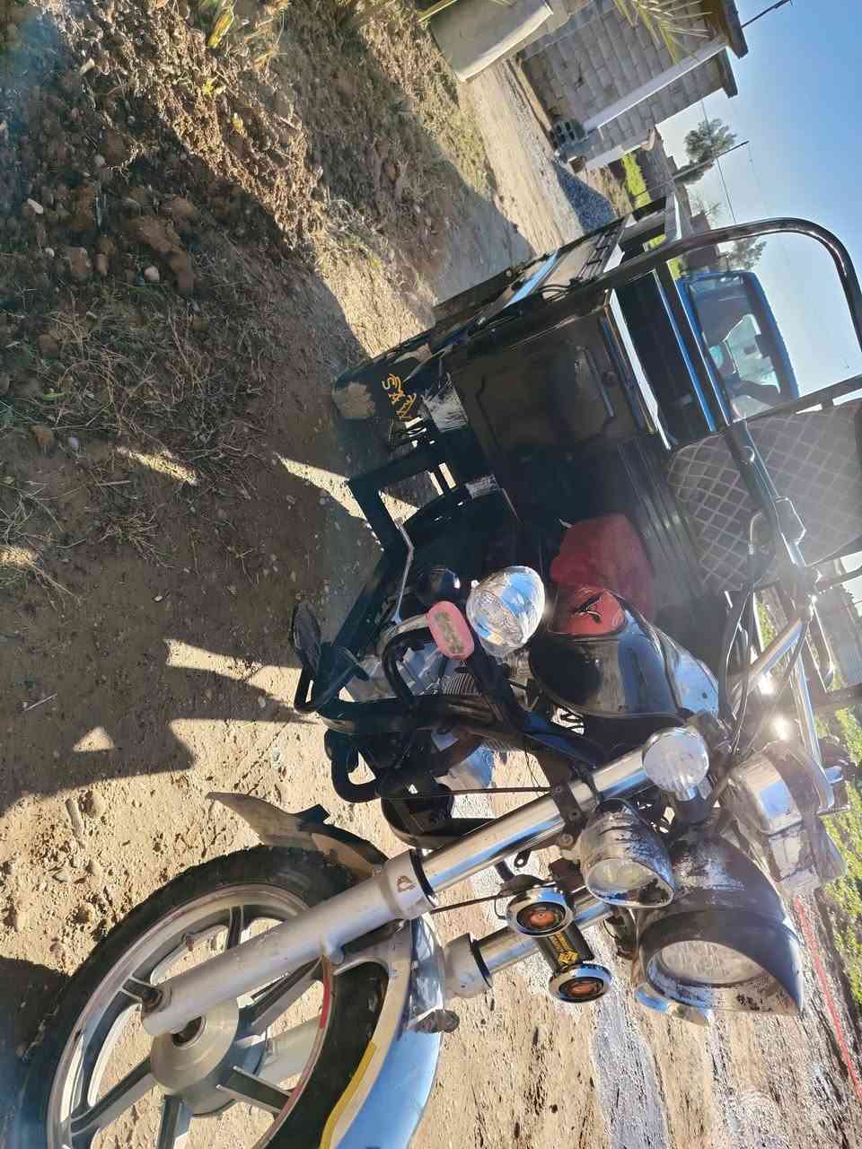 السلام عليكم
ستوته للبيع
موديل2020
محرك ما مفتوح
محرك22
تواير جدد
كهربائيات كامل
كلشي ما عايزه برغي ما تحط عليه
هـ ***********
السعر مليون و300
