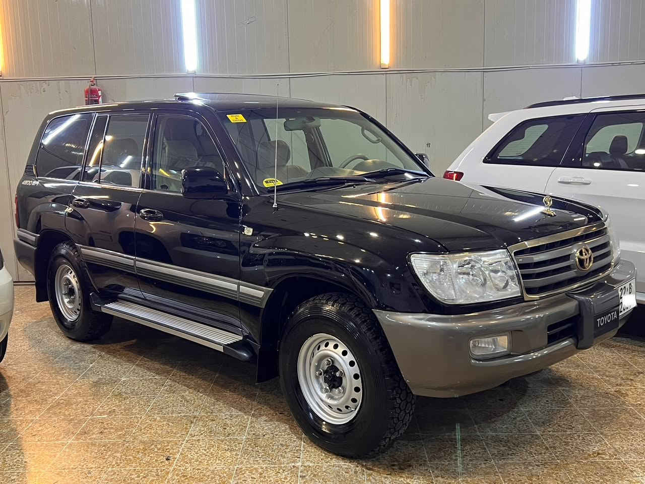 مونيكا 2006 GXR فول مواصفات گير تؤماتيك 
هيجى نييه ليدان و سبخ تةنها شوينى لةزگه كارته 
بةناوى خومه سيارةكة هةموو شتيكى نوييه 
0750 472 2442
