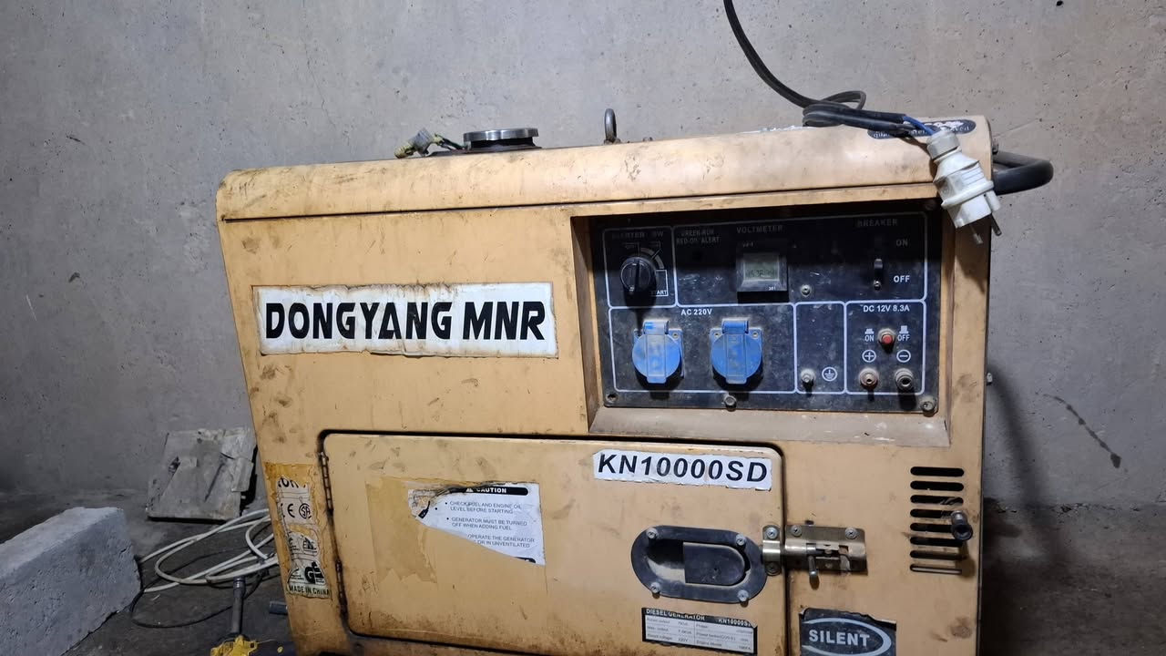 سلام عليكم مولد كامه كاز للبيع نظافه ٨٠%السعر ٧٠٠وبيها مجال ***********
