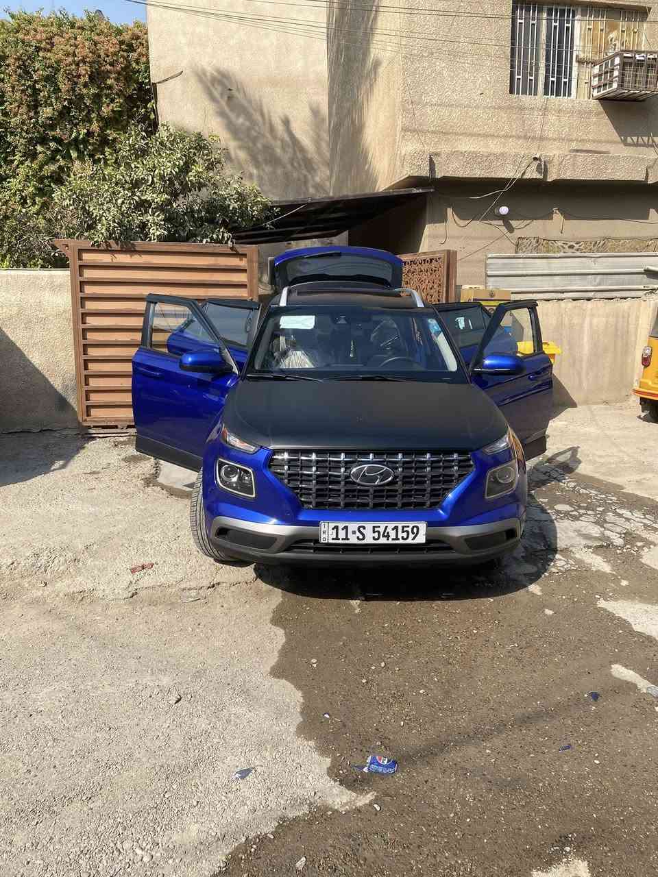 السلام عليكم
فينو هونداي موديل 21

ماشيه 50 ميل 

1/1

تحكمات ستيرن 

تدفئه كشنات 

3 انضمه قياده 

فتحه بصمه تشغيل ع بعد

ويل رياضي لايتات زنون اصلي 

كشاف ليلي رادار خلفي وجانبي وامامي

تحديد مسار بريك تلقائي 

شاشه تدعم كار بلي 

سياره مناقصها شي وخير من الله 

مكان السياره بغداد البنوك 

السعر 125$ وبي مجال اي استفسار وبل خدمه🤍
ملاحضه البنيد والقماره مغلفه اسود طافي للجماليه
***********
