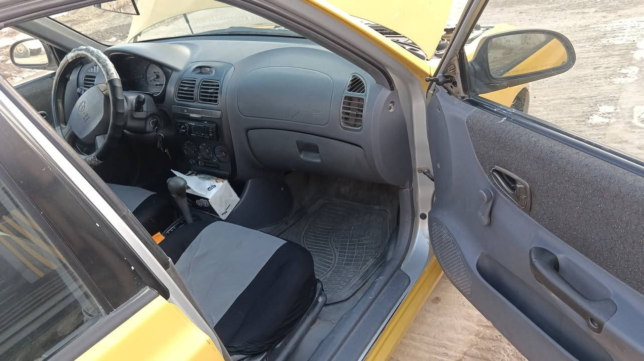 سلام عليكم هونداي اكسنت فيرناموديل 2001
محرك 1600اوتو رقم بغداد  باقي التفاصيل اتصل ع الرقم ***********

مكان السيارة كوت
