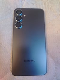 جهاز اس 24 بلس نظيف ومقفول من اي عطل او خلل او تصليح ذاكره 256 عشوائيه...