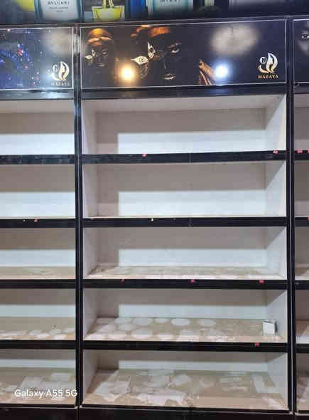 فاترينات للبيع
للاتصال ***********
