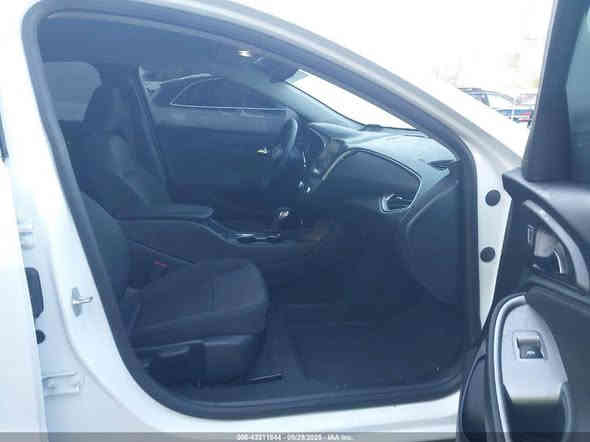 ماليبو RS 2024
بيع مباشر  64 ورقه 
المهندس عمار لتقارير السيارات 
***********
