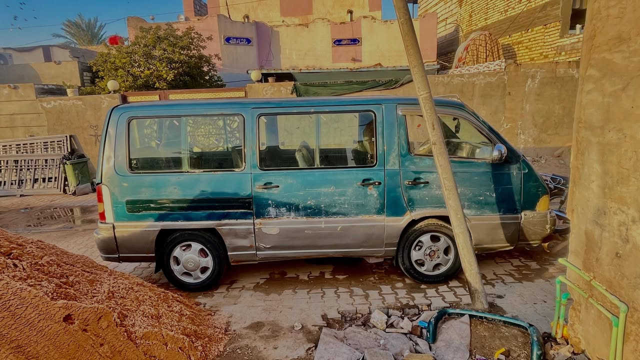 السلام عليكم استاذه موديل 96 سنويه لل 29 سياره بلاديه سياره خير من الله حجل جديد بيها برانكيت ماكينه لا تنقيص ولا تبخير سياره جاهزه مكاني بطويريج سعر السياره 48 وبيها مجال للشراي ما متواجد على الخاص***********
