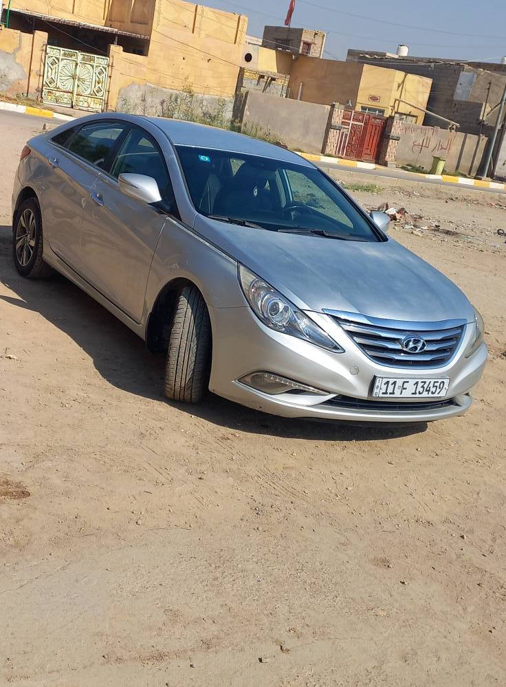 سلام عليكم
سياره سوناتا للبيع مديل 2014
سياره وأرد كوري السياره نضيفه سياره بيه صبغ ثلاث قطع اثر جراد كير ومكينه مكفولات
مواضفات السياره كشنات جلد وشاشه ونضام ترحيب سياره اشاير بل مري  بصمه   لدات نهاريه رقم بغداد الجديد
السياره باسمي 
السعر 115 ورقه وبيه مجال
مكان السياره الناصريه قضاء النصر 
للاستفسار ***********
