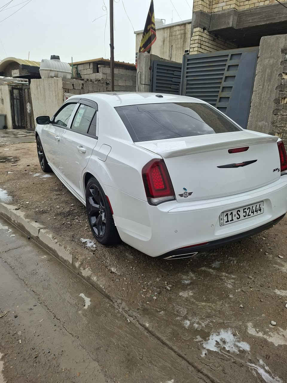 السلام عليكم للبيع أوباما خليجي وكالة هارلم موديل ٢٠٢٣ مكفوله بس البنيد مفتوح اثر طابوكه السياره بدون صبغ بدون بارد ماشيه ١٥ السعر ٣٤٠ وبيه مجال رقم مميز مكان السياره الزعفرانيه ***********
