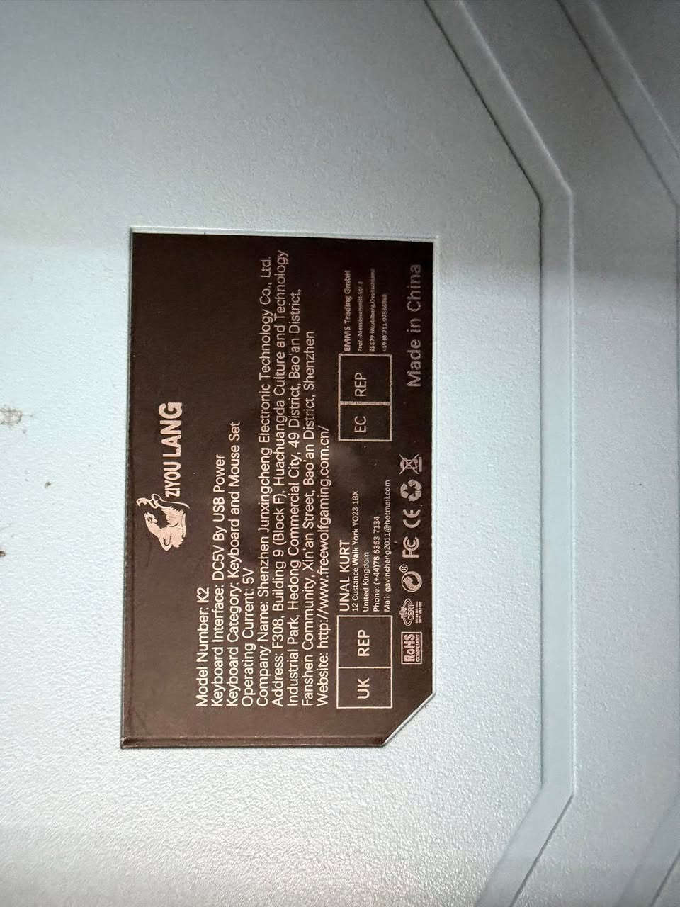 كيبورد مع ماوس  گيمنك
ماركة  40الف


**إذا كنت صاحب هذا الإعلان وتريد حذفه لأي سبب، رجاءا أرسل رسالة إلى الدعم الفني**