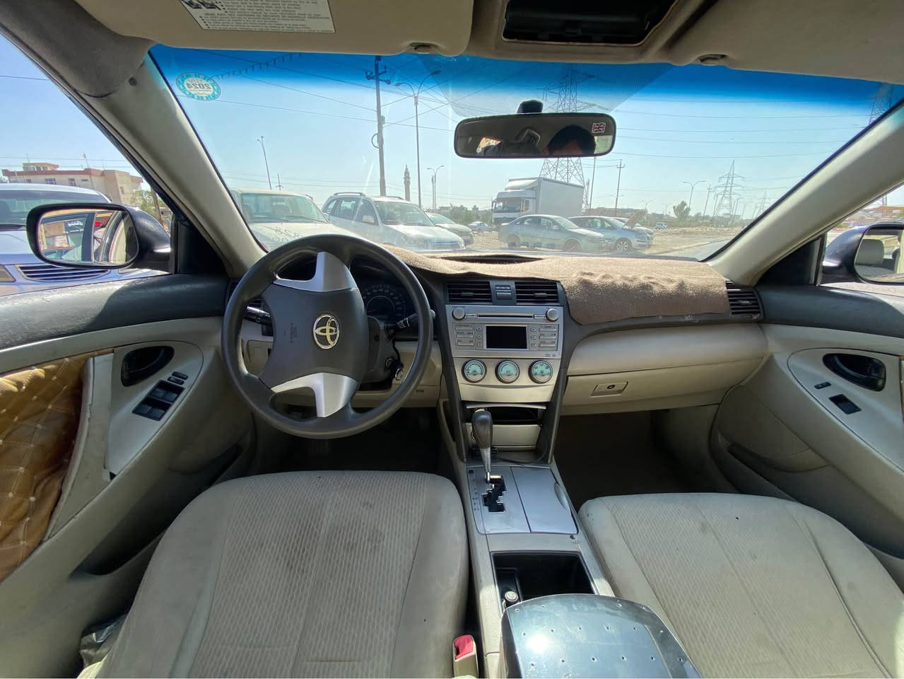 كامرى موديل ٢٠٠٨،گير توماتيك خليجى
٥پارجه سبوغ جمپيكى خفيفى پيشةوةى هةيه،
گير و مكينه و تبريد به شةرت ،له هةوليرم،نرخ:٧٦$قفل قفل
ژ.م:*********** أربيل, العراق
