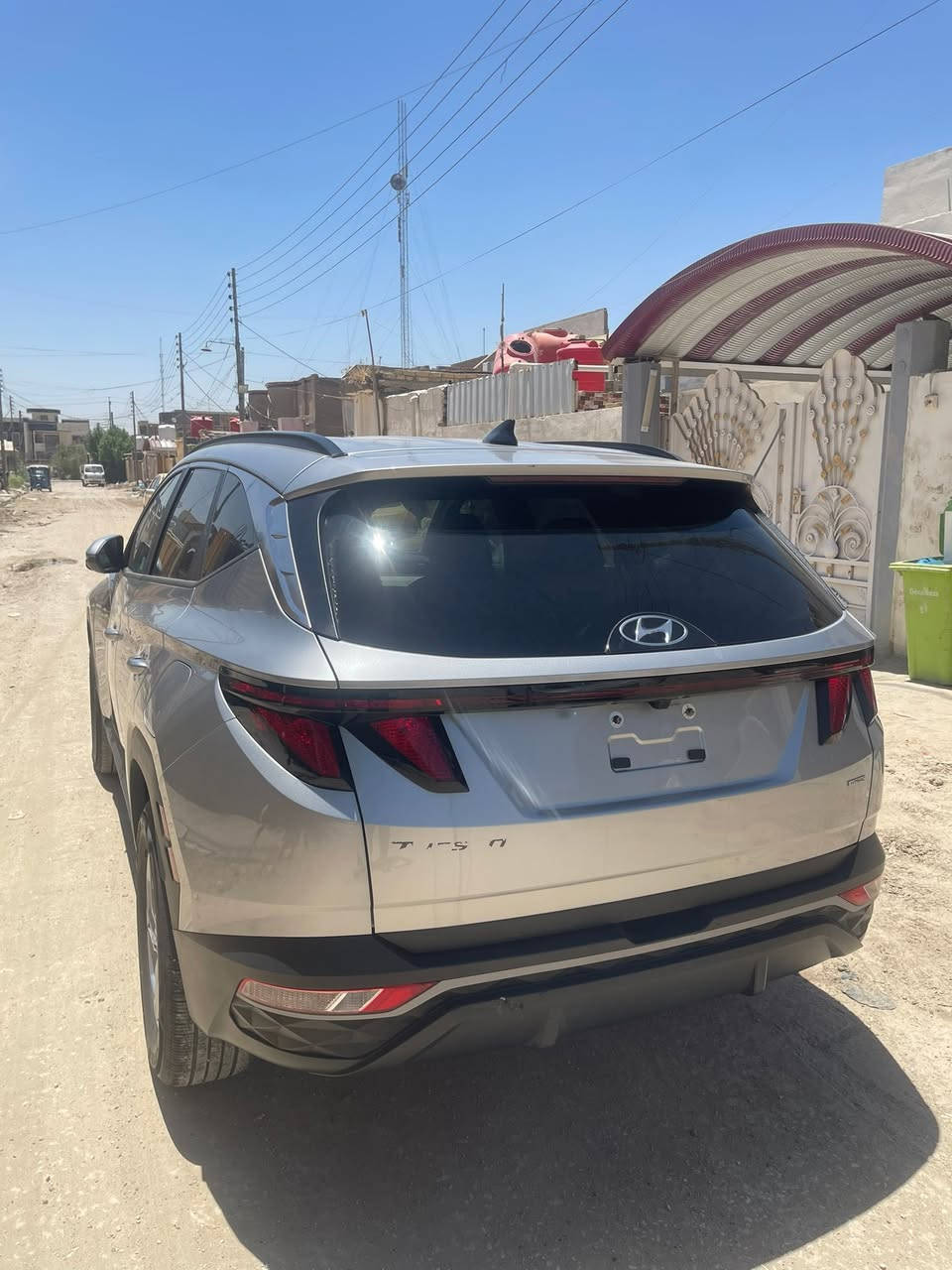 توسان موديل 2024 وراد امريكي كلين(بدون حادث)
دخول جديد 
بيه طخه بلبنيد مثل ما موضح وما مصلحه على وضعه
السياره كارتون بعد احلا من الصور 
ماشيه 20 
السياره دخله حره
ما مرقم ترقم بكيفك اي محافضه تعجبك (عدا الأرقام الشماليه)

مكان السياره بابل-قضاء القاسم 

السعر 170

***********
