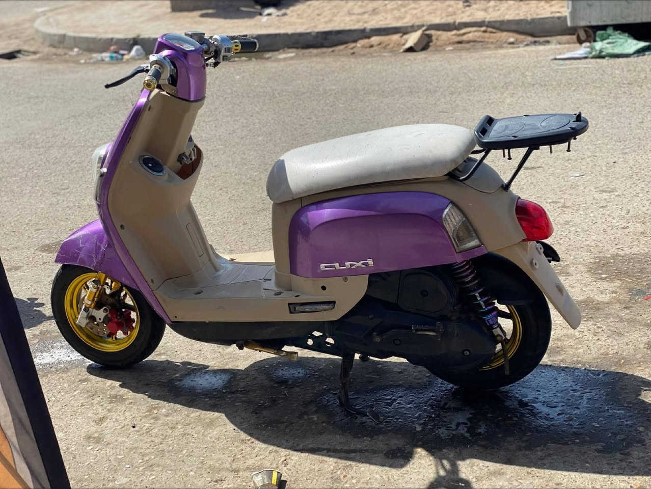 دراجة بوليس للبيع كفالة عامة من المكينة كفرات بلادي و مشدود عليه غراض رياضية وسعر 650 وبيهة مجال
ارقام ***********/***********
