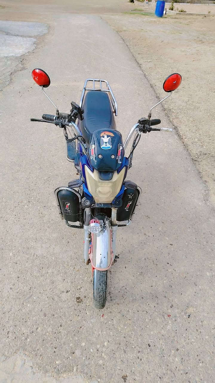 دراجه هارلي للبيع بدون اي نقص كهربائيات كله شغاله بطاريات 32امبير قبل شهرين شادهن فؤل عل فحص  اسؤجات اثنين السعر 400 اؤبيها مجال. الاستفسار الاتصال على الرقم ***********
