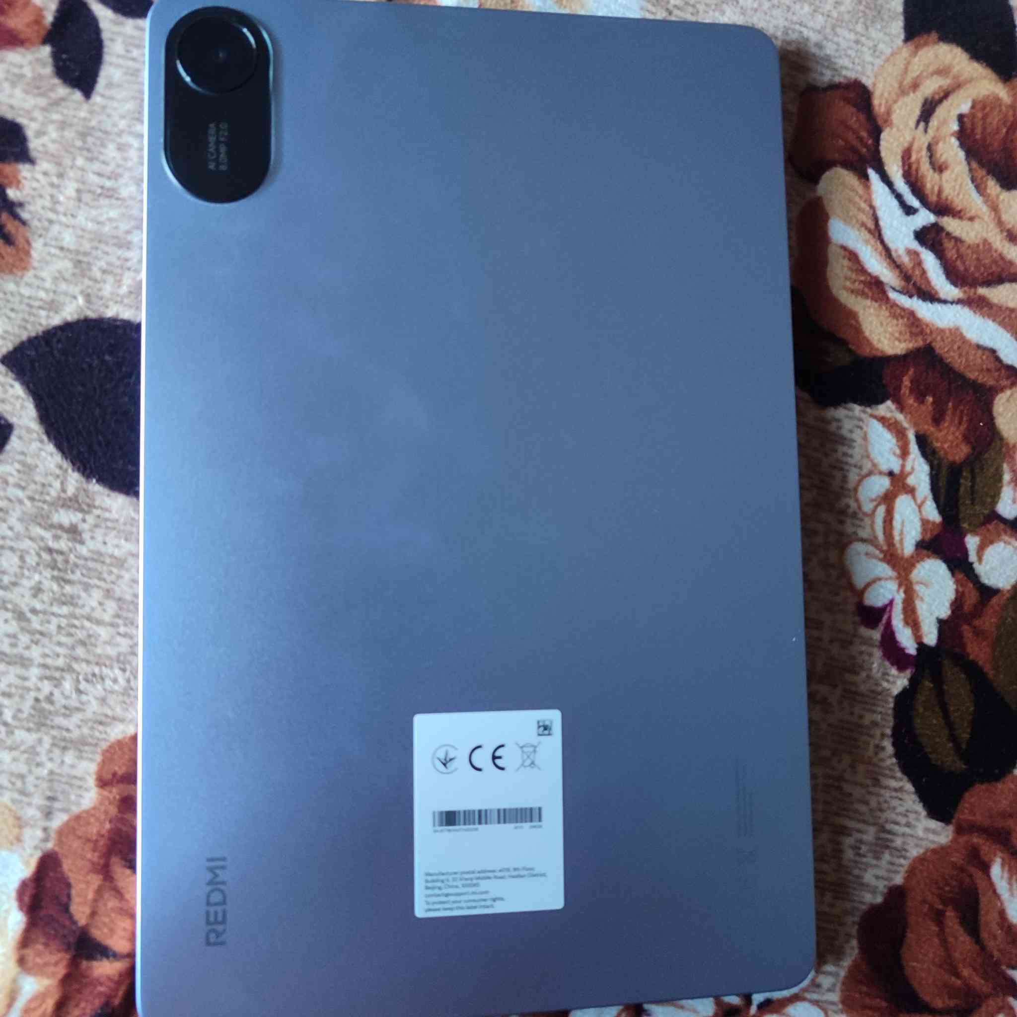 السلام عليكم ورحمه الله وبركاته اخوان عندي أيباد نوعه Redml اشتريته 310 ألف مع الغلاف الدفتري وارد ابيعه استخدمته فقط ايام قليلة 45 يوم ومحتاج ابيعه 275 ألف قفل ، الشراي يتصل على الرقم ***********
