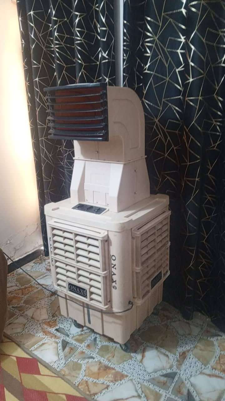 مبردة لبيع مستخدمه موسم واحدحجم 40 سعره 180 /
***********
