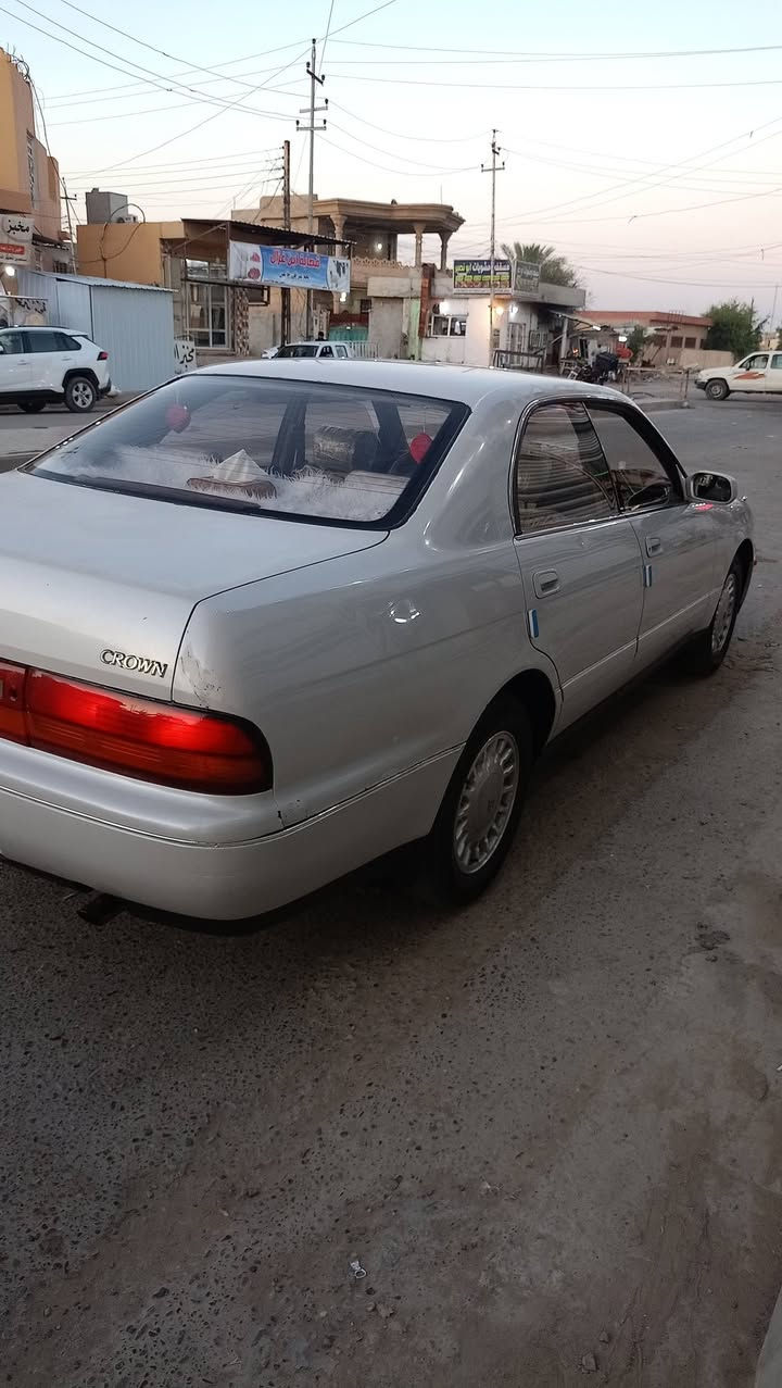 السلام عليكم
بطه للبيع موديل 1992 سنويه لل2030 رقم دولي نينوى  شرط الغرامات والتحويل كفالة عامه من الصبغ وضربه وبارد 

كير بشرط محرك بالشرط صدر جديد سياره مال بيت بمعنى الكلمة جديده  السعر 59 وبيها مجال للشراي الاستفسار اتصل على الرقم ***********
