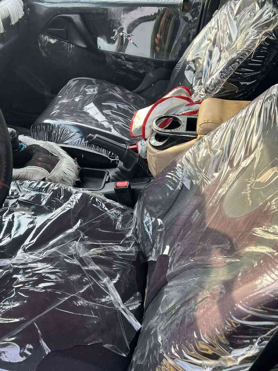 سلام عليكم .اوبل اوميكا 92 رقم وهزة جديد سنوية لل29 لون نفطي محرك 2000 السيارة بسليمانية ورقمها سليمانية 
السعر/38 ورقة وبيها مجال حگ الجَية./


**إذا كنت صاحب هذا الإعلان وتريد حذفه لأي سبب، رجاءا أرسل رسالة إلى الدعم الفني**