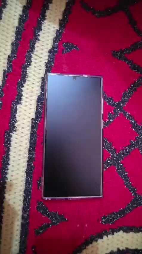 سلام عليكم
S24 الترا للبيع ذاكرة 256 شرق اوسط دبل سمكارت للبيع او المراوس حسب القناعة  ملاحظة بيه فطر بالكلاس  والسعر مناسب ب790 وبيه مجال للشراي تواصل خاص وهذا رقمي اتصال واتساب ***********
