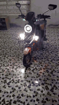 سلام عليكم دراجا X900 للبيع جديده ماصار اسبوع من شتريده سعر 600 وبي مجال رقم ‏‏‪***********‬‏
