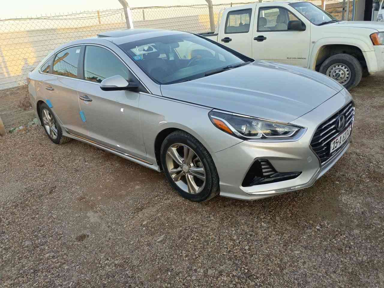 سوناتا 2018 امريكي سبورت
فول مواصفات
السياره كفاله
محرك وكير كفاله والك الفحص 
رقم انبار باسمي تحويل مباشر

السعر 143 وبيها مجال بسيط
***********
