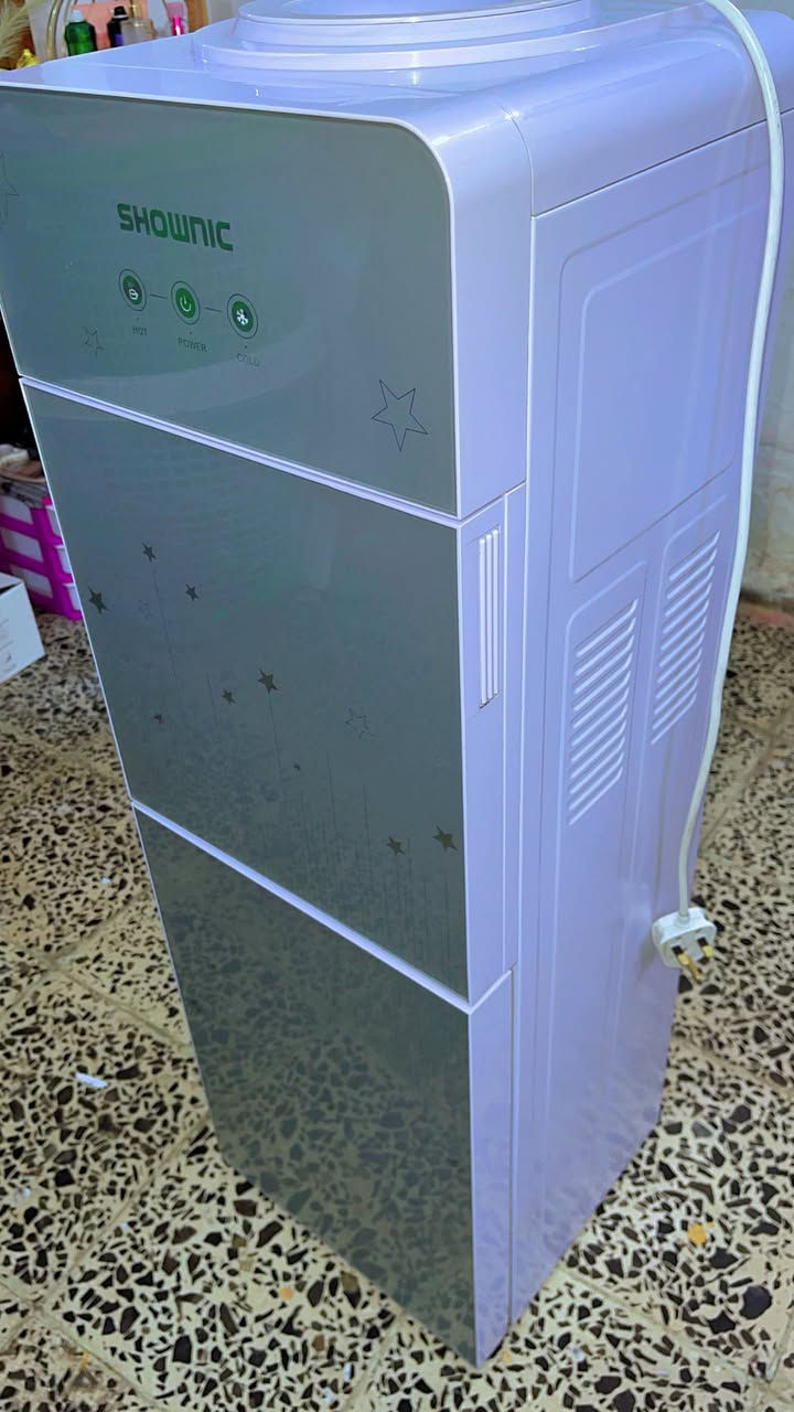 براد ماء جديد للبيع ✨🚰🚰
الأداء: تبريد الثلج سريع جداً والماء الحار شغال بامتياز.
• النظافة: الخزان داخلياً نظيف جداً والمعقم يعمل، والهيكل الخارجي خالي من الكسور أو الصدأ.
• المميزات: صوت الماتور ناعم وما مفتوح للتصليح سابقاً، صنبور الماء (الحنفية) قوية وما تنقط.
• السعر:(125)وقابل للتفاوض البسيط.
• المكان: (المحمودية حي الكرار).
• التواصل: خاص او ‭0751 288 9830
