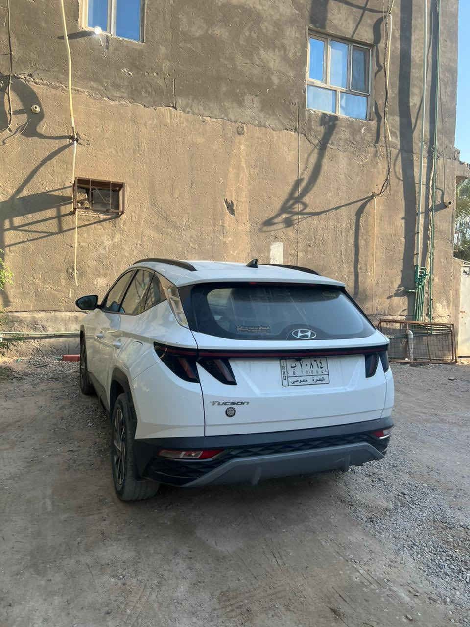 السلام عليكم توسان للبيع 2023 فول عدا الفتحة ماشية 50 الف سيارة جديدة بمعنى الكلمة محرك 2000 دوش خليجية السيارة موصفات السيارة حساسات امامية خلفية رادارات امامية خلفية تحكمات ستيرن سايد بريك كهرباء كشنات كهرباء بصمة بابين ضربة السيارة باب السايق والباب والباب الخلفي بارد وتكحيل السعر 220 للاستفسار الاتصال ***********
