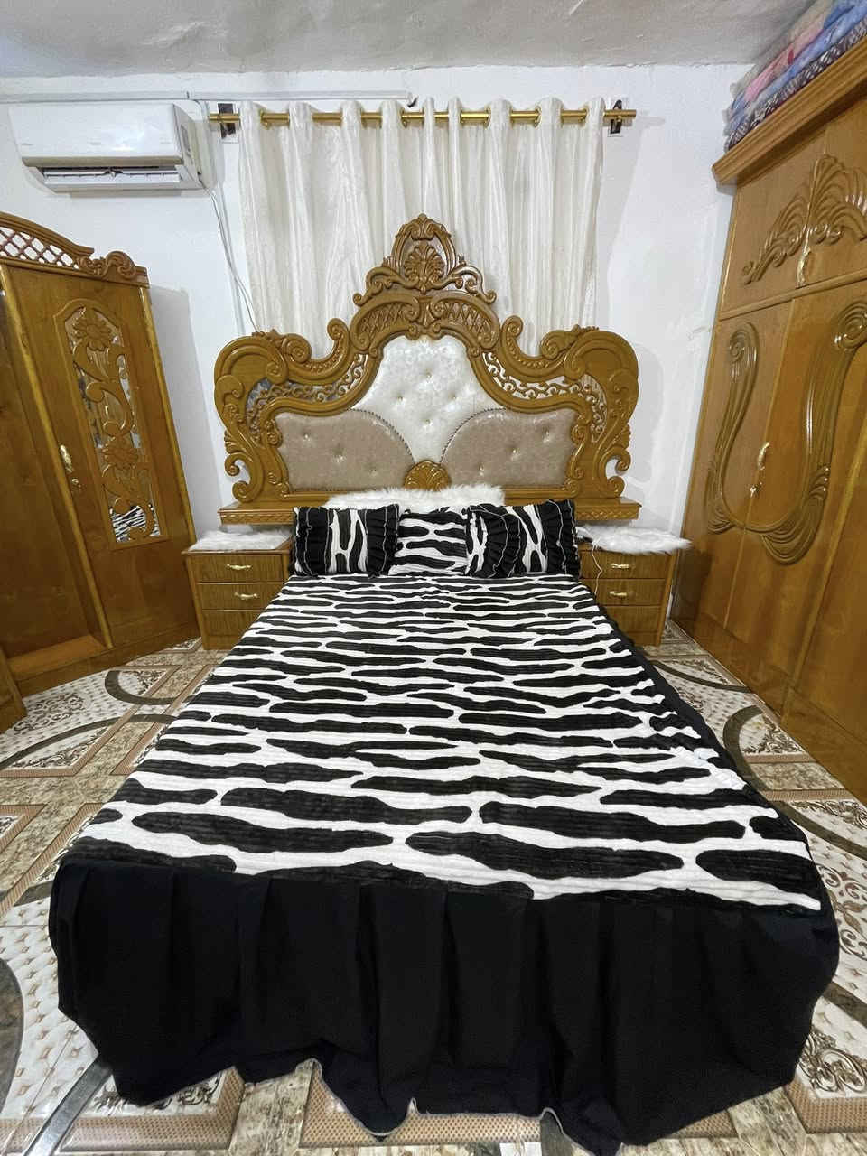 غرفه عراقيه تسكام نظيفه البيع سعر 850 عنوان زبير   *********** رجآ موشراي لاتتصل
