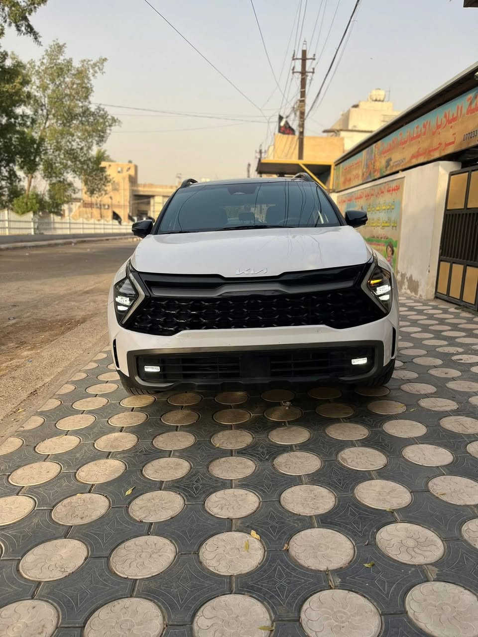 تم تنزيل السعر من 195 إلى 187 

يا الله للبيع. اخوان الي ميعجبه السعر او السياره يترك كلمه طيبه الله يوفقكم ويحفظكم. 
الموديل. 2023 ( بدون رقم )
الفئه. اكس برو برستيج اعلى مواصفات ميحتاج اذكرهن 
الحادث كما موضح بالصور  كل التفاصيل مذكوره وصور الحادث مرفقه 
ماشيه 20 
المكان. بغداد الجديده. حي المعلمين 
السعر. 195 $
للاستفسار. ***********
***********
