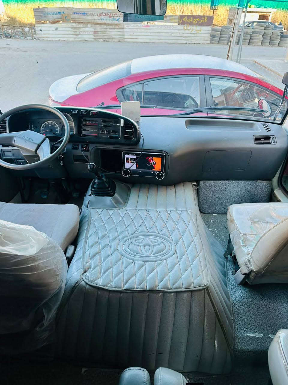 كوستر 2011 رقم بغداد باسمي كير ومكينه كفاله مصفره هيئه وضريبة السياره نضيفه جدا بيهه تعمير وصبغ بالصفحة الكصيره
خطهه بغداد كوت عنوان السياره ذي قار السعر 260 وبيهه مجال
للاستفسار ***********
