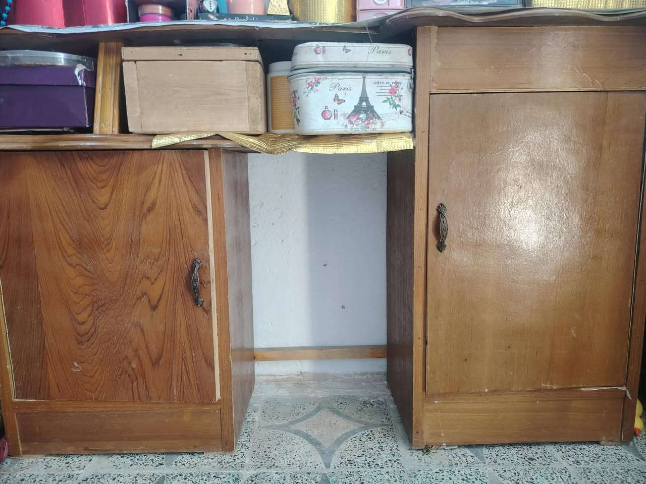 جربايه كامله وميز مرايه وزاويه  كلهن ينباعن سوه قيموهن وخذوهن والشراي اطي رقم راعيه مكانهن مغربه


**إذا كنت صاحب هذا الإعلان وتريد حذفه لأي سبب، رجاءا أرسل رسالة إلى الدعم الفني**