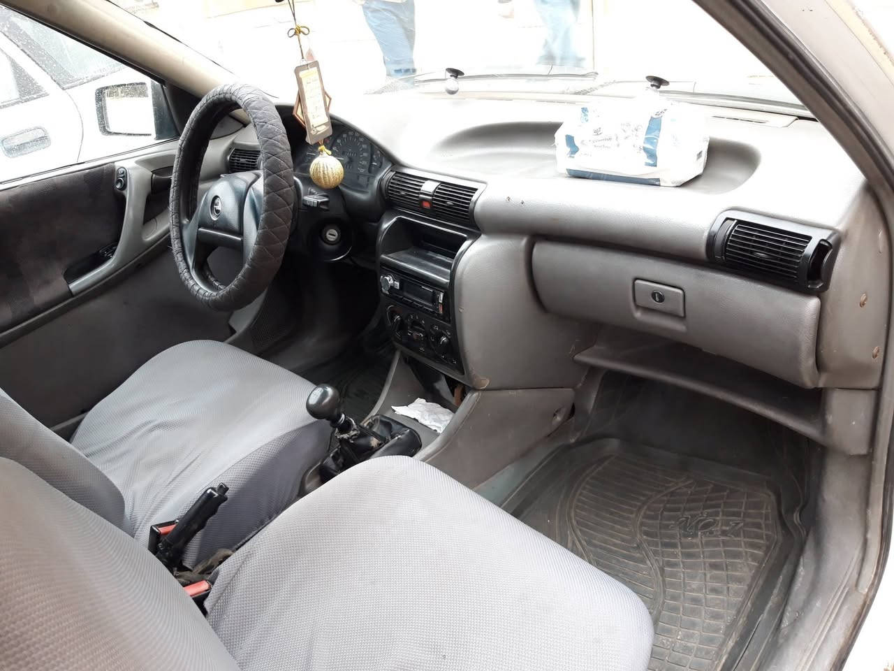 استرا موديل ٩٢ بدون صبغ فقط دوائر بخ
محرك ١٦شرط وكير شرط
سنوية ما ساقطة
باسم صاحبها الشرعي
شرط التحويل فقط
السعر ٦٠ وبيها مجال 
للاسفسار ***********
***********
مكلف بالنشر
