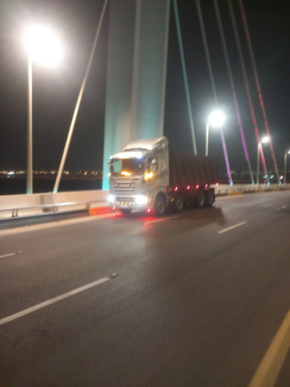 سلام عليكم سكانيه البيع مكينه ٥٠٠ عرجه بدون اكلج تخم تاير فول موصفات مكان بصره ابو الخصيب الاستفسار *********** موديل ٢٠١٦
