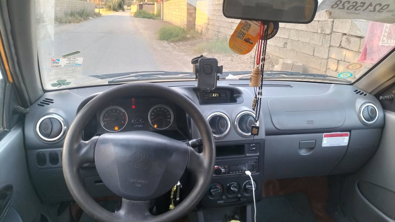 سلام عليكم سايبه موديل 2018 كير مكينه خير من الله حداديه جديده كهربيات شغالة جام كهربائي تخم تاير سنوية بسمي السنوية2030نفاذهاء (السعر 43) العنوان بغداد بسماية رقم الهاتف ***********
