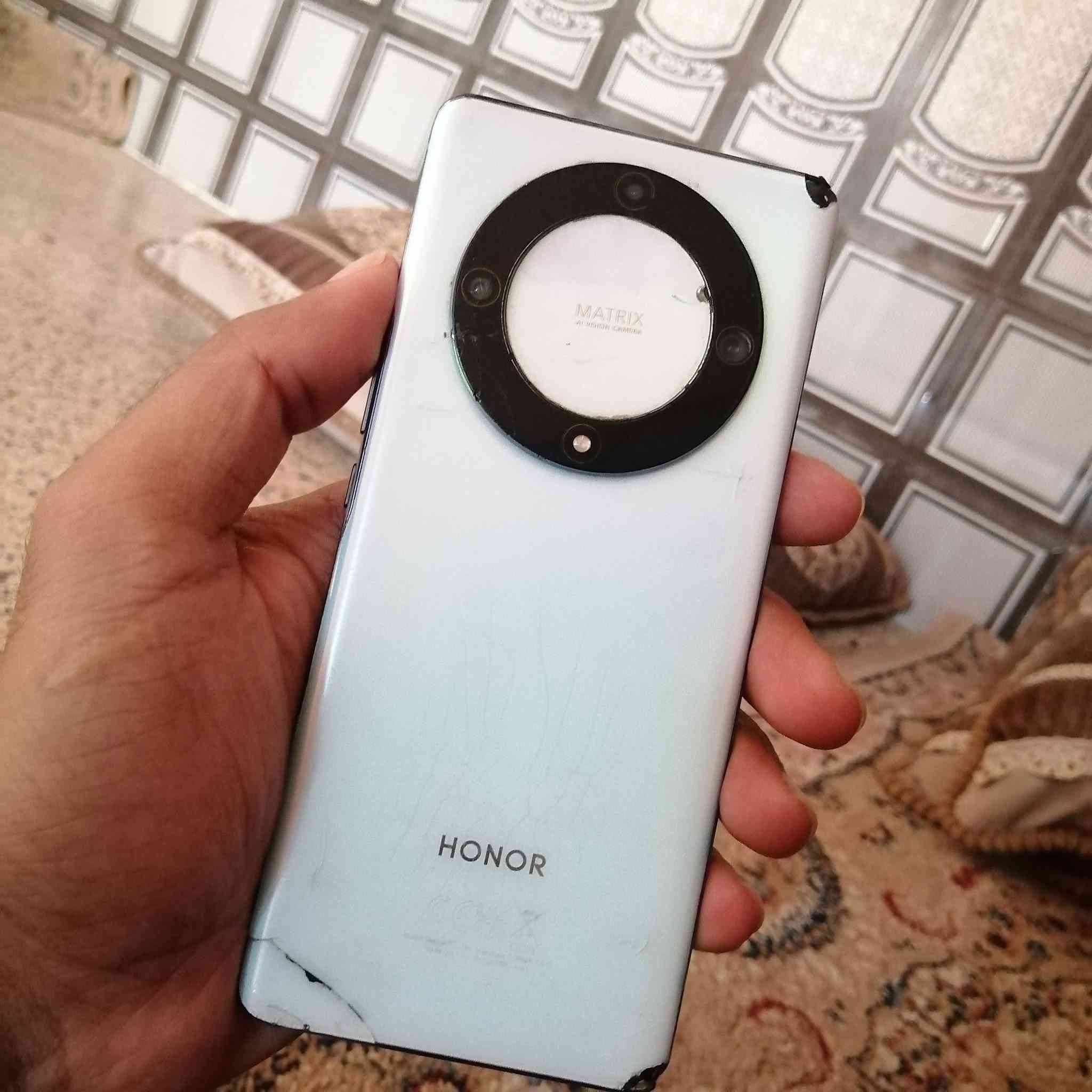 هونر للبيع شغل وكل شي مابيه ١٤٠وبي مجال


**إذا كنت صاحب هذا الإعلان وتريد حذفه لأي سبب، رجاءا أرسل رسالة إلى الدعم الفني**
