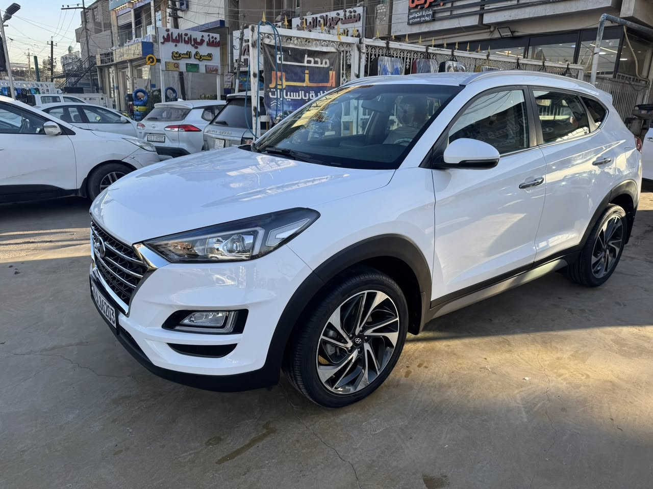 سلام عليكم احبتي
للبيع توسان 2020 خليجيه
ماشيه 98
رقمه واسط مشروع وطني يعني تتحول وين ميعجبك
مبدل بيه جاملغ ايمن وبيه بارد السووونار ب منشور
شاصي ولغد مكفوووول
طاك بيه دبل ايرباك
سياره نضيف وجاهزه 
بالعافيه ع ياخذه
سعره 178 وبيه مجال بصيط
عنواني بغداد بلديات / ***********
