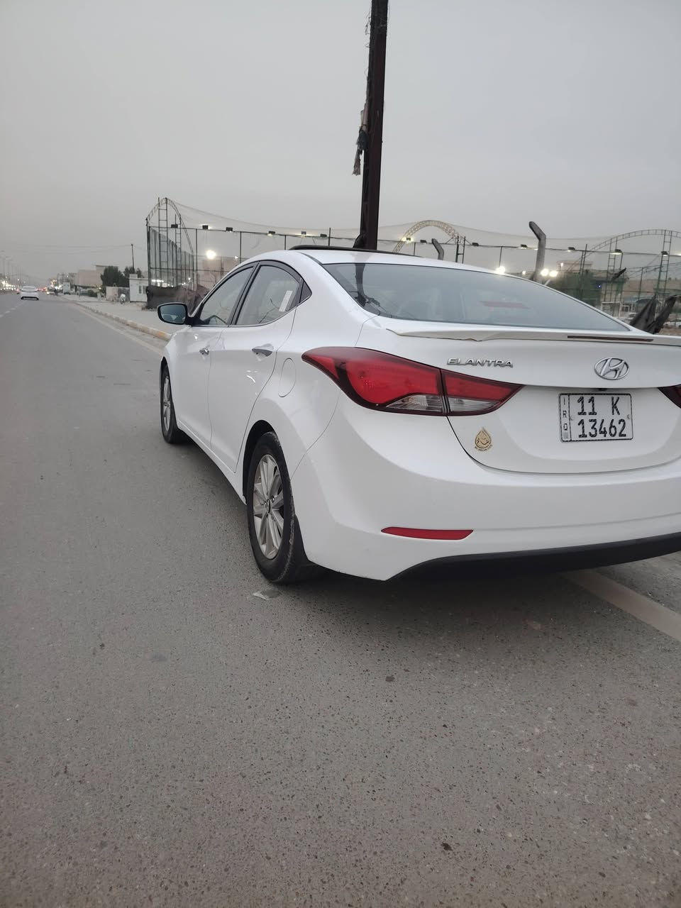 السلام عليكم  عندي الانتره مديل 2015 لسياره فول عده بصمه مري شفط فتحه داخل صاج ليت لد لسياره كلش نضيفه ومكفول من لصبغ مكينه 1800 وسعر 134 وبيه مجال مكان حي العامل ***********
