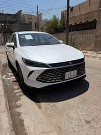 BYD   كن بلاس مستخدمة 3 الف فقط   السياره بعدها وضع زيرو   الداخل لون ...