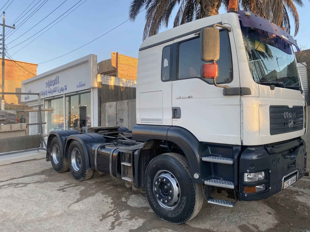 سلام عليكم مان لبيع 2004 رقم أربيل مكينة460 مجموعة حي إف  خمس فحل هوأي كير عادي كلابي مسجلة ثلاث محاور سنوية ٣١ باسمي شرط التحويل السعر ٢٩٠ رقم الهاتف ***********
اثير ***********
