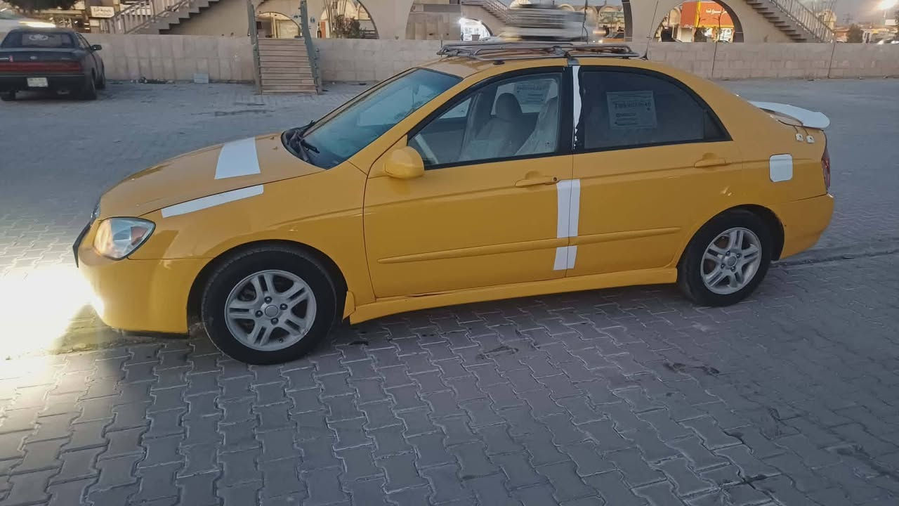 سلام وعليكم كيه سبكتره ادوات متوم رقام وسنويه عضم عاج موديل 9فول وتماتيك كير ومحرك شرط صدر جديد تخم تاير جديد تبريد ثلج تدفئة نار كهربائيات كلها شغاله سياره جديده بمعنه لكلمه سعر 35مكاني بيجي ***********
