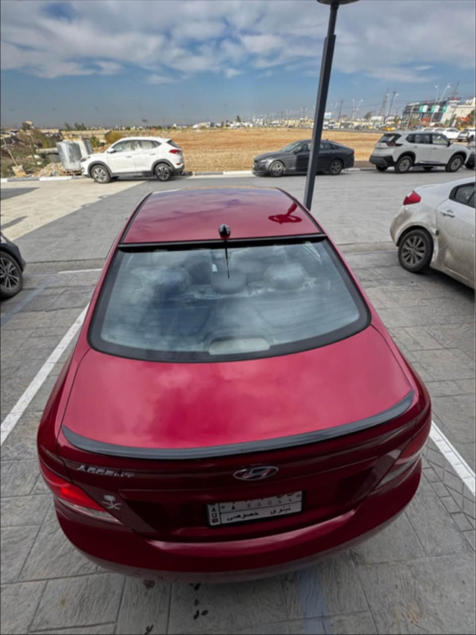 السلام عليكم
اكسنت 2016
السعر 107 وبيها مجال 
كير AT المرغوب 

محرك ١٦٠٠ شرط كير و محرك 

طخم تايرات جديد 

شاشة car play وكامرة خلفية
دمام خلفي 

حدادية كاملة من دسكات ودبلات وروطات مابيها اي نقص

السيارة وارد امريكي 

نظام ايكو و مانع انزلاق

ضرر باب السكند بي صبغ فقط ول باقي رصعات خفيفة

وسونار السيارة مرفوق بل صور

السيارة ما بيها اي نقص من كل النواحي 

كابون بيها وشرط تحويل

للمراجعة 

الرقم ( ***********)
