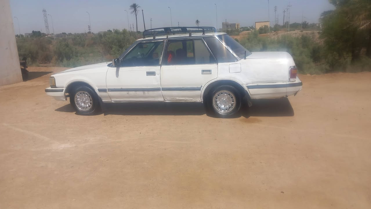 سوبر مديل 84تخم تاير جديد حدادية جديدة كير ومكينه اوتوماتيك بيها 2ونص سعر 20وبيها مجال  رقم صاحب السياره  *********** العنوان بصرة الزريجي مقابل معمل ورق الدير وانا مكلف بنشر
