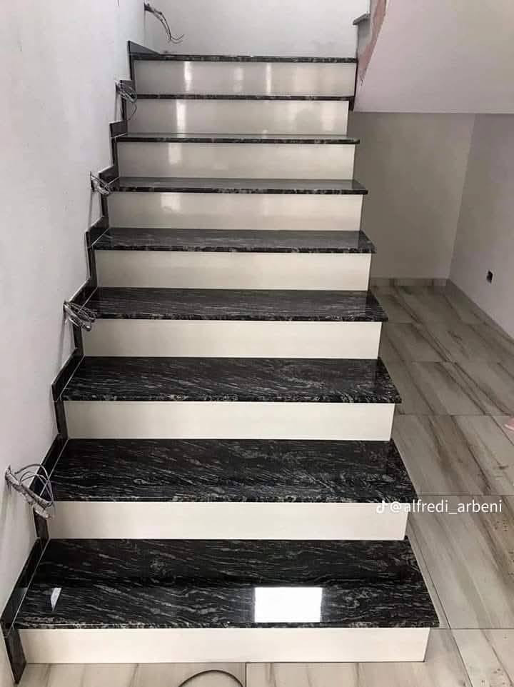 كادر سيراميك بورسلين مرمر خلفات لبخ دق مساطر جراره تشميع تفليش جدران أرضية تجديد  بيوت عمل جميع التجديدات كادر كامل مصريين خبره شغل مرتب تسليم مهندس ت***********
