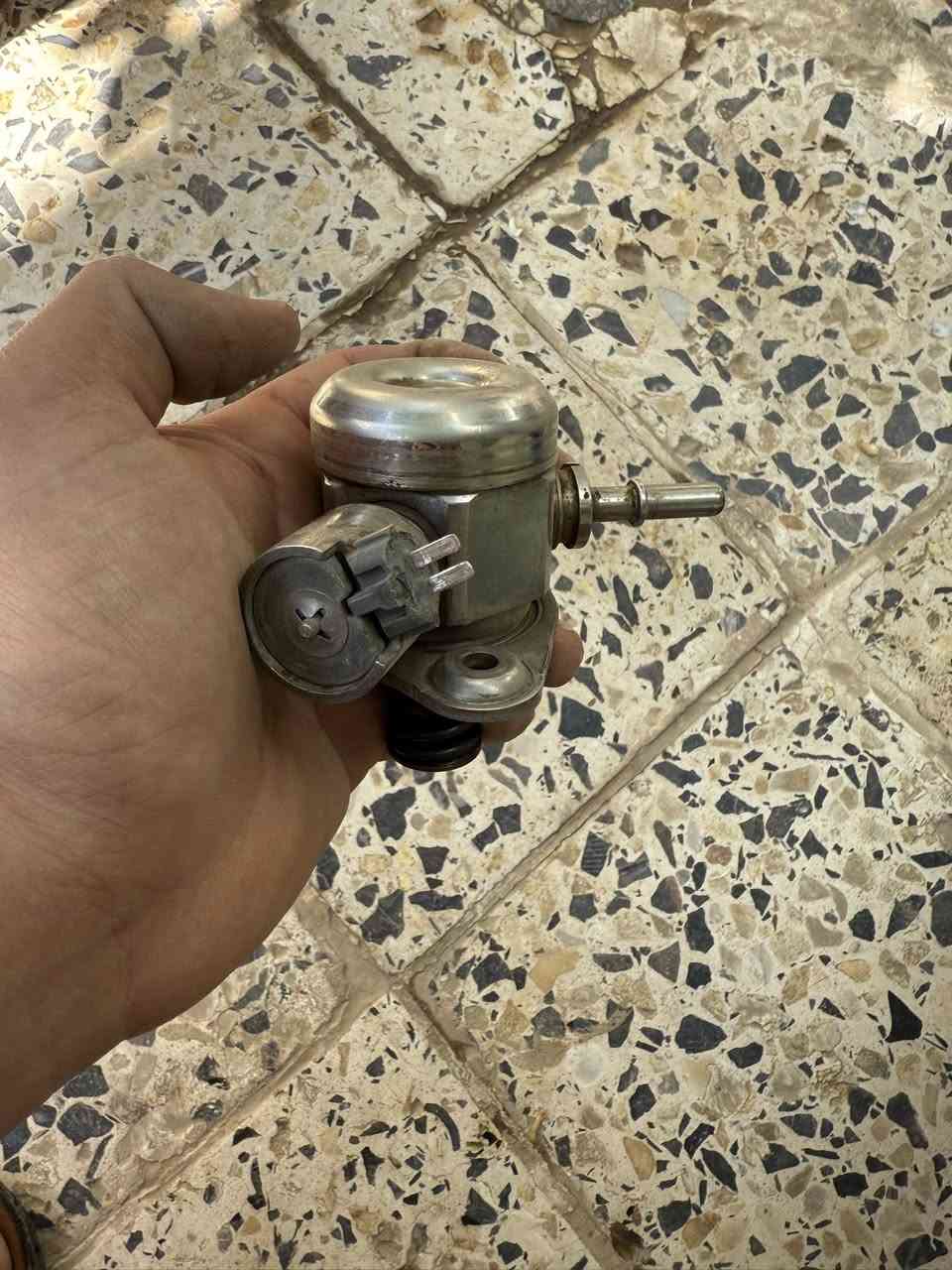 طاحونه محرك 2400 GDi اصليه تفصيخ شرط الشغل مكسوره الكلبسه مال الفيشه بس تشتغل طبيعي مجرد خلي الفيشه واضربها شناطه

الي تفيده يخلي سعر وبالعافيه


**إذا كنت صاحب هذا الإعلان وتريد حذفه لأي سبب، رجاءا أرسل رسالة إلى الدعم الفني**