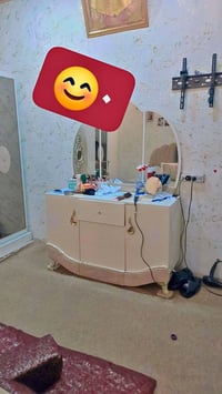 غرفة ٧ قطع • خشب ثقيل • دوشك طبي