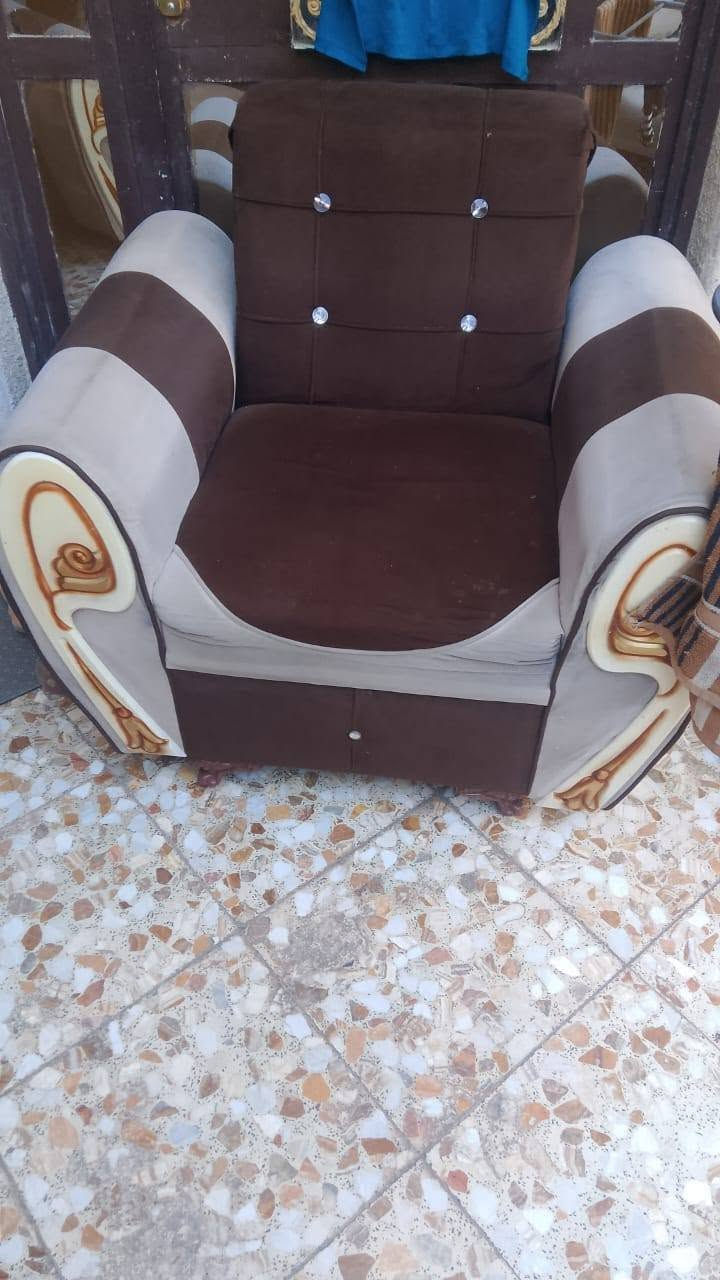 تخم كامل ويا تلبيسه مالته ستخدام شهر السعر ١٢٥
***********يوجد توصيل داخل بغداد
