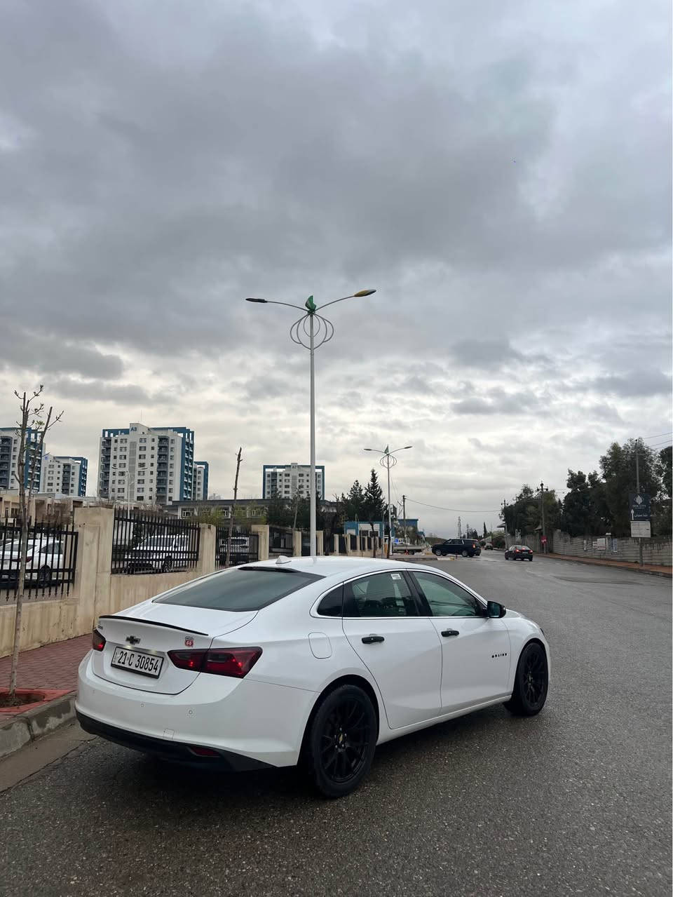 مالیبو ٢٠١٨ خه‌لیجی مه‌كینه‌ ٢.٥ 
مواسه‌فاتی Ls’ه‌
١٢٤ هه‌زار ڕۆشتوه‌و ڕۆنو هایدرۆلیكی تازا گۆڕاوه‌
جوار تایه‌ و ویلی هێڵكاتی له‌ سه‌ره‌ 
نیوه‌ی بۆنیته‌كه‌ی بۆیاخه‌و چاملغی سه‌كن روبعێكی كارته‌و چاملغی سایه‌ق سارده‌  ئێرباگی سوكان و داشبوڵی ته‌قیوه‌ تێ نه‌كراوه‌ته‌وه‌
سه‌نه‌وی به‌ سه‌ر چوه‌وه‌ غه‌رامه‌شی تیایه‌ دوای مه‌عامه‌له‌ ئه‌درێته‌وه‌ پێت
سعر :١١٤ وه‌رقه‌و مه‌عامه‌له‌
شوێن سلێمانی
ره‌قه‌م:*********** السليمانية, العراق
